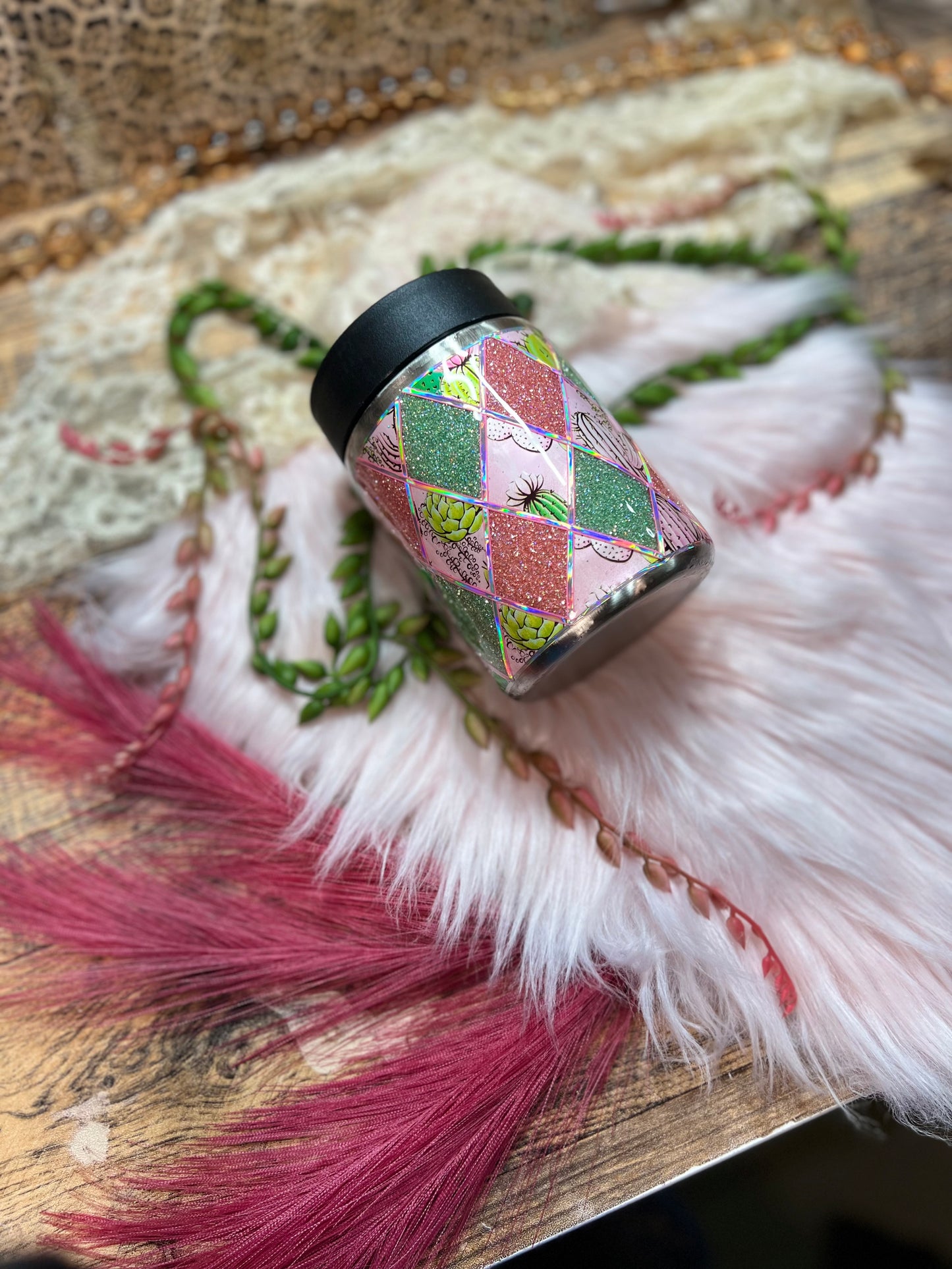 RTS ✅ Skinny Can Koozie Pink Argyle