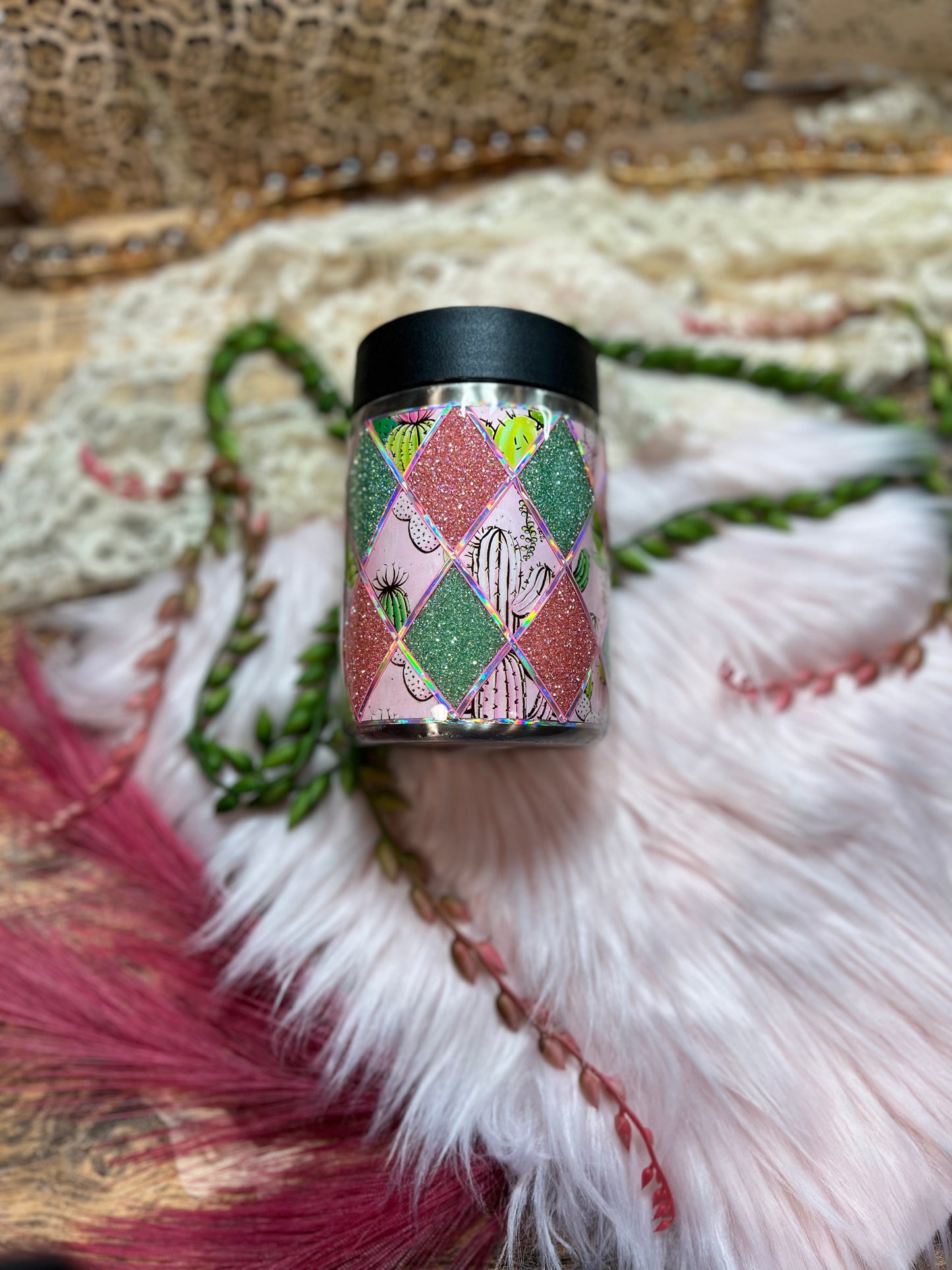 RTS ✅ Skinny Can Koozie Pink Argyle
